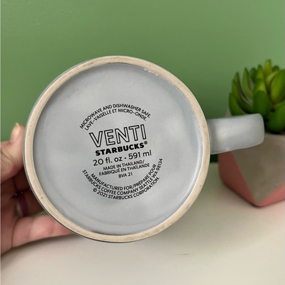 Starbucks Matte Gray Embossed Siren VENTI Anniversary Mug 20 oz - Picture 4 of 7